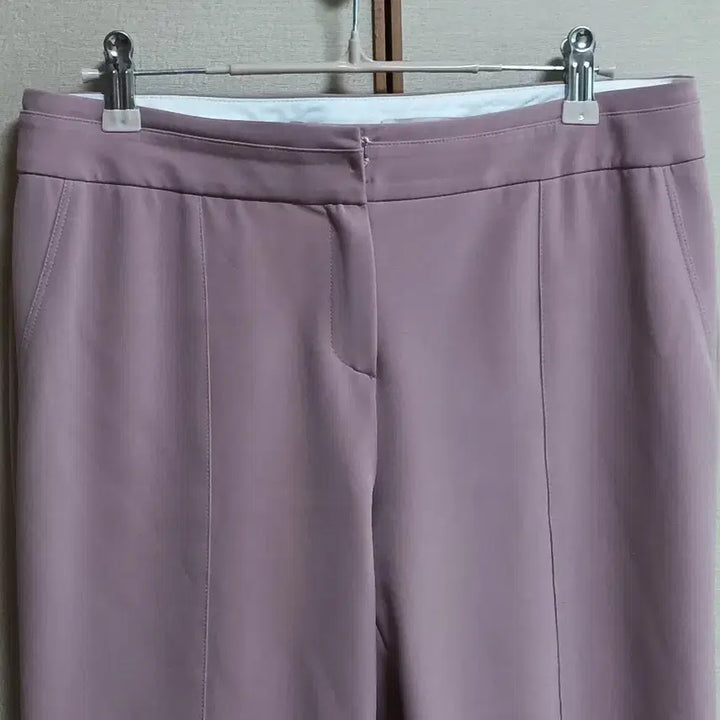 [BUNJANG] The izzat Semi Wide Fit Slacks Pink Polyester Blend / The izzat)더아이잗 10부 슬랙스