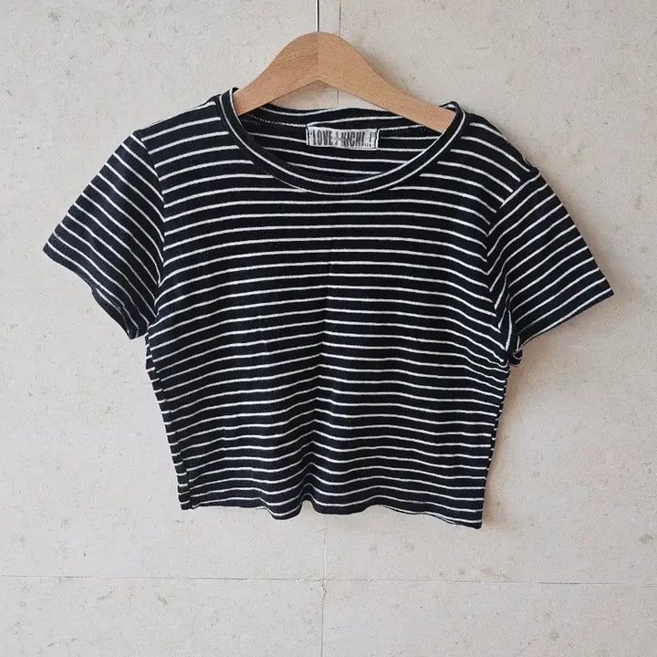 [BUNJANG] Cropped T-Shirts and Knit Cardigan Bundle / 크롭티셔츠 3개