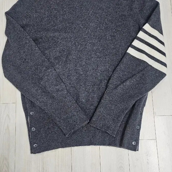 [BUNJANG] Thom Browne 100% Cashmere Sweater Size 4 / 톰브라운 캐시미어100 ~4사이즈
