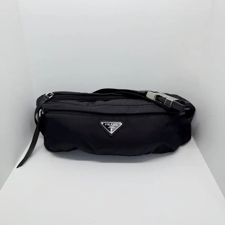 [BUNJANG] Prada Re-Nylon Hip Bag 2VL034 / [프라다] 리나일론 힙색 2VL034 / A급