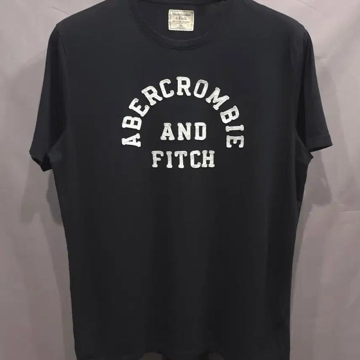 [BUNJANG] Abercrombie &amp; Fitch Lettering T-Shirt XL (105) / 아베크롬비 레터링 반팔티 105