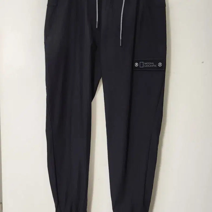 [BUNJANG] National Geographic Training Jogger Pants / 내셔널지오그래픽 트레이닝 조거 팬츠 81 (32)