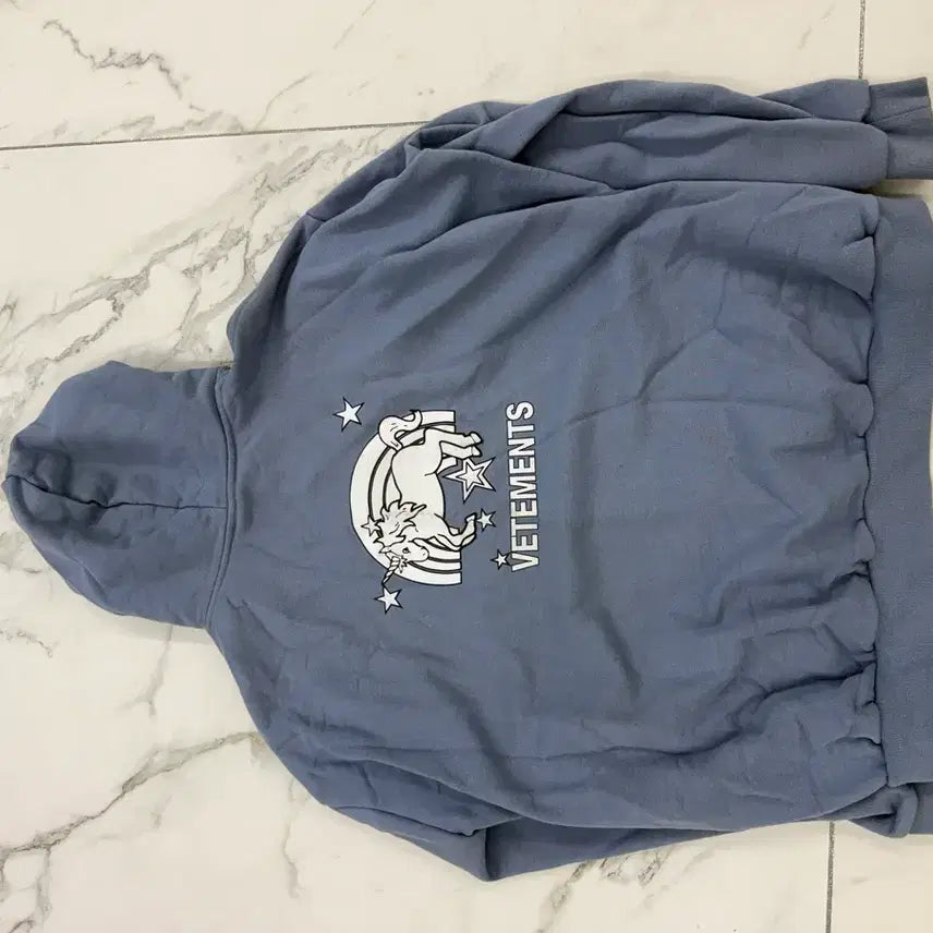 [BUNJANG] VETEMENTS Unicorn Rainbow Hoodie Blue / 베트멍 유니콘 레인보우 후드티 블루