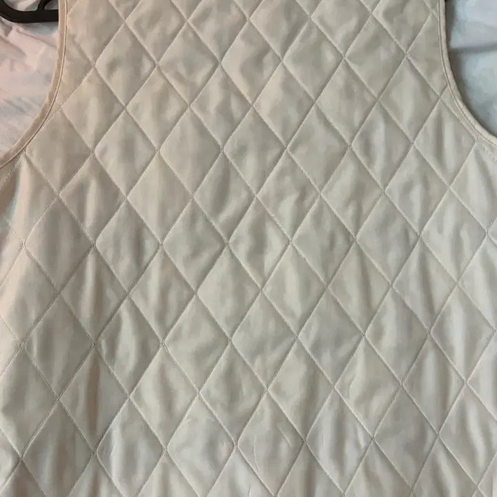 [BUNJANG] IVYCLUB Padded Vest Beige Check Lining / 아이비클럽 누빔 조끼 베이지 체크 안감