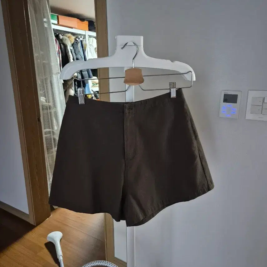 [BUNJANG] Shorts / apparently 반바지