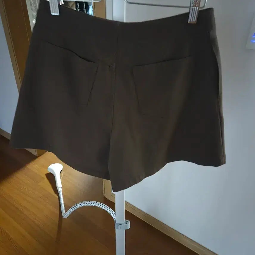 [BUNJANG] Shorts / apparently 반바지