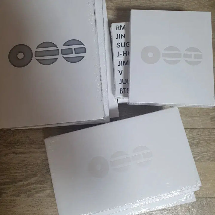 [BUNJANG] BTS Arirang Album (3 Versions / 2 Versions) / 방탄아리랑앨범 3종2종