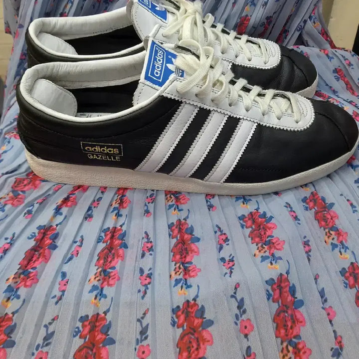 [BUNJANG] Adidas Gazelle Black/White Sneakers 290mm / 아디다스 가젤 블랙/화이트 스니커즈290mm