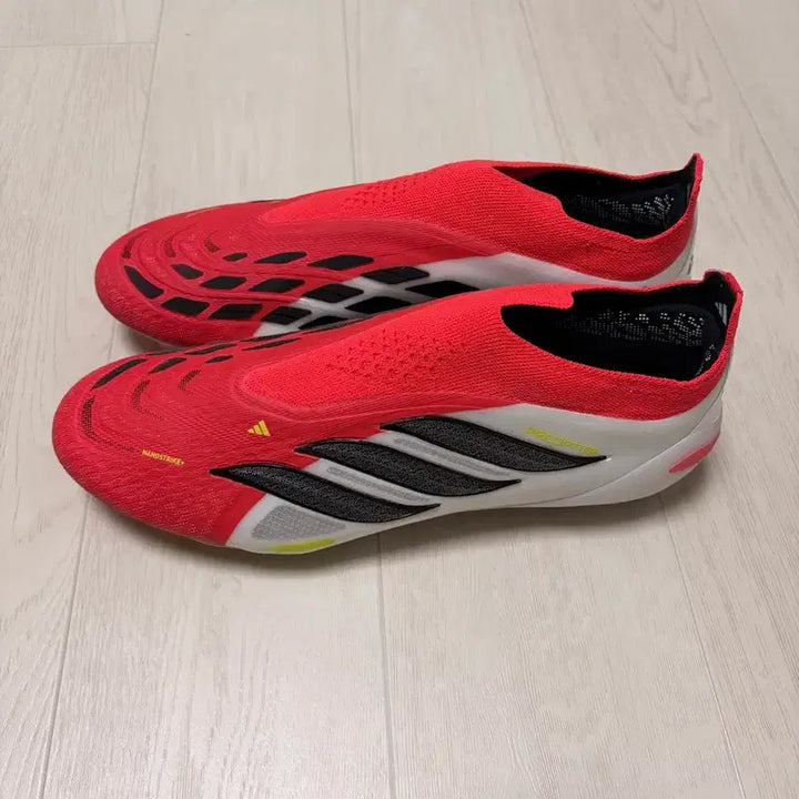 [BUNJANG] Adidas Predator 26 LL AG Football Boots Size 275 / 아디다스 프레데터 26 LL AG 275