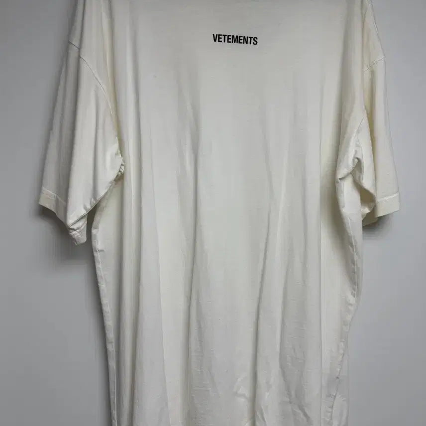 [BUNJANG] VETEMENTS Logo Print T-Shirt / 베트멍 로고 프린트 티