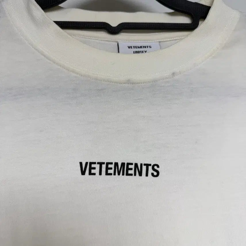 [BUNJANG] VETEMENTS Logo Print T-Shirt / 베트멍 로고 프린트 티