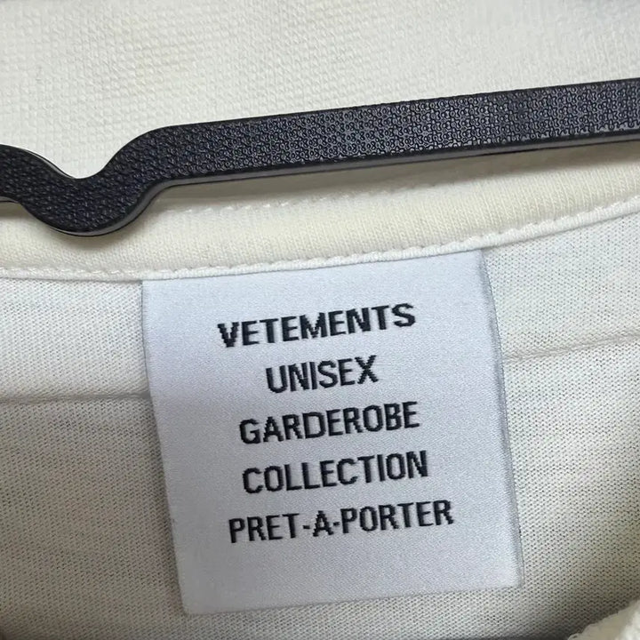 [BUNJANG] VETEMENTS Logo Print T-Shirt / 베트멍 로고 프린트 티