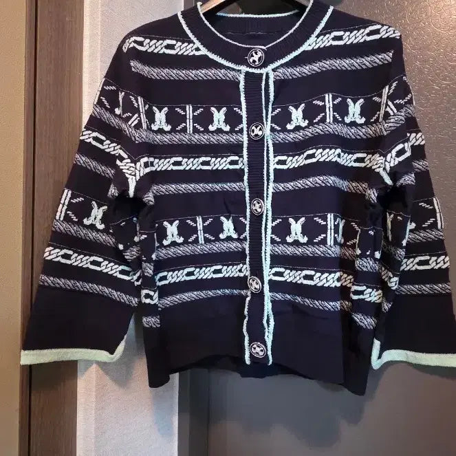 [BUNJANG] Mine "Jaehyun" Knit Cardigan Navy / [새상품] 한섬 mine 마인 재현(로스) 니트 가디건