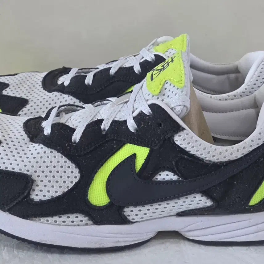 [BUNJANG] Nike Air Streak Lite Black White Volt - Discontinued Model / [295] 나이키 에어스트릭라이트 블랙화이트볼트ㅡ단종매물,최저가