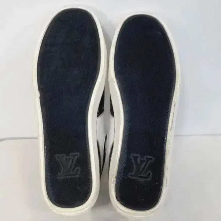 [BUNJANG] Louis Vuitton Silver Two-Tone Leather Trainer Sneakers / [하이엔드_풀구성] 루이비통 실버 투톤 레더 트레이너 스니커즈 275