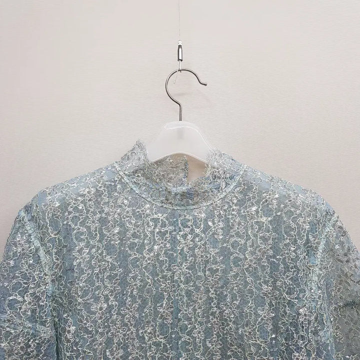 [SOLD OUT] 오브제 2023 레이스 크롭 블라우스 S사이즈