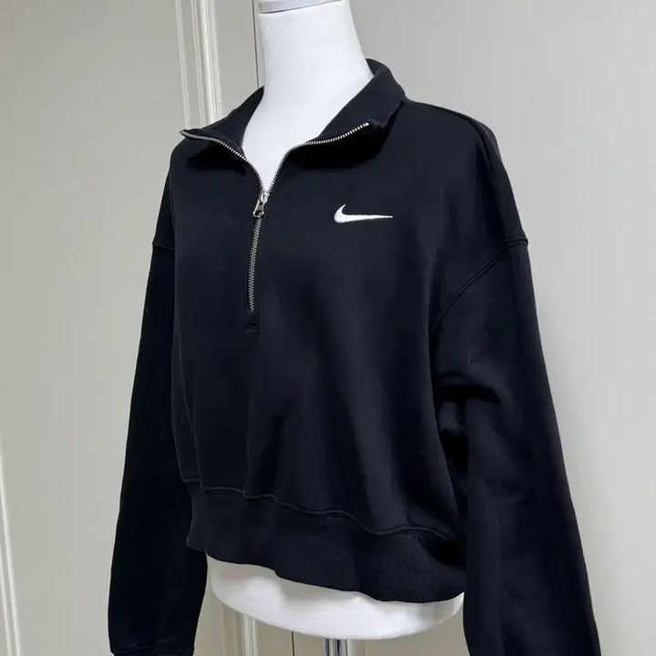 [BUNJANG] Nike Half-Zip Cropped Sweatshirt / 나이키 반집업 크롭 맨투맨
