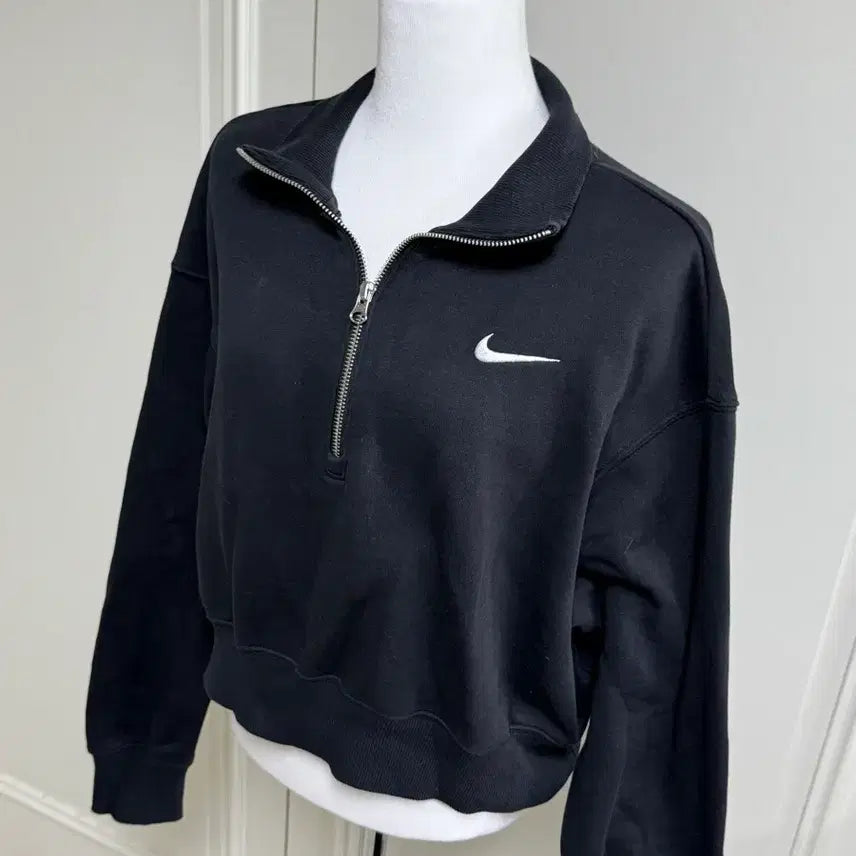[BUNJANG] Nike Half-Zip Cropped Sweatshirt / 나이키 반집업 크롭 맨투맨