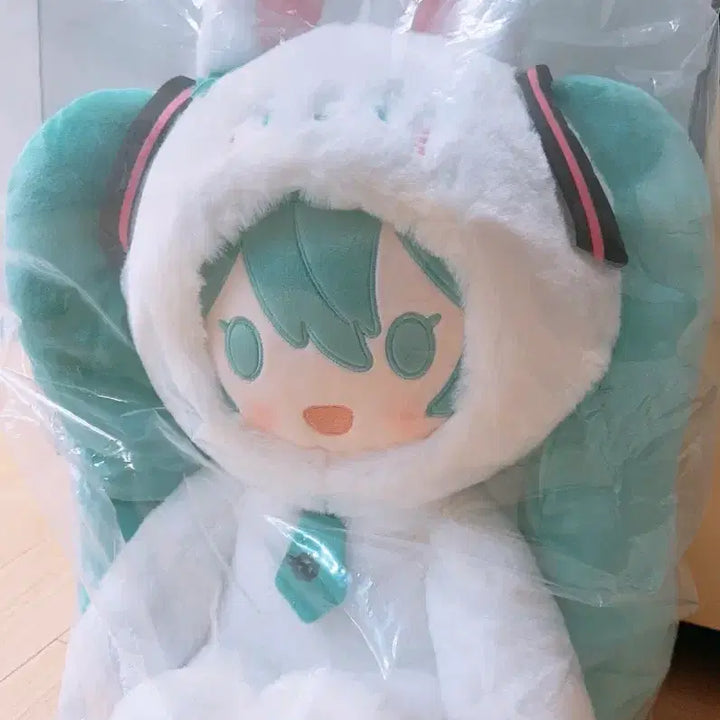 [SOLD OUT] 미개봉) 하츠네 미쿠 토끼 인형 미쿠쿠지 A상 이치방쿠지 대형인형