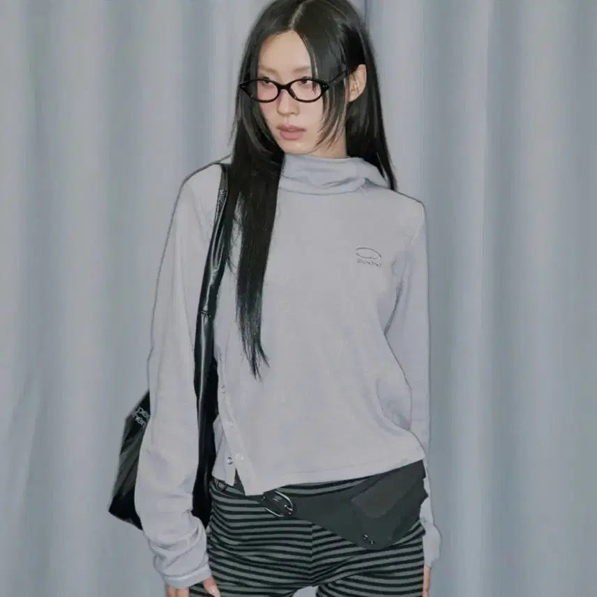 [BUNJANG] Odd studio Side Snap Waffle Hoodie Long Sleeve / 오드스튜디오 사이드 스냅 와플 후드 롱슬리브