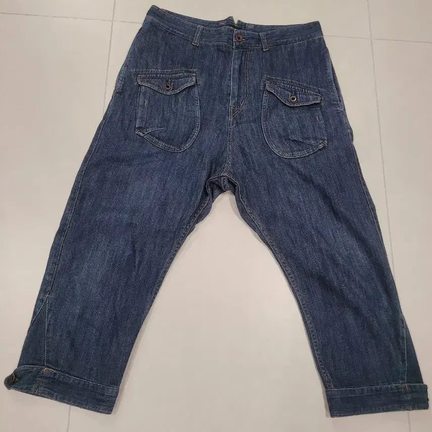 [BUNJANG] BEAMS HEART Sarouel Crop Denim Pants / L] 빔즈 하트(BEAMS HEART) 사루엘 크롭 데님 - "여유로운