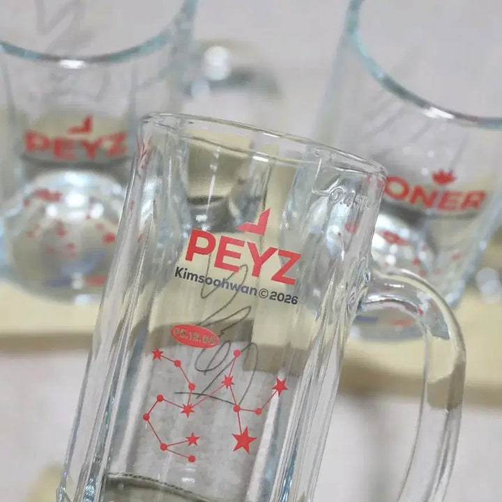 [BUNJANG] Gen.G T1 Collaboration Beer Glass &amp; Photocard Set (GS25 Exclusive) / 카스 T1 포카 맥주잔 판매합니다 < GS25 한정 카스>