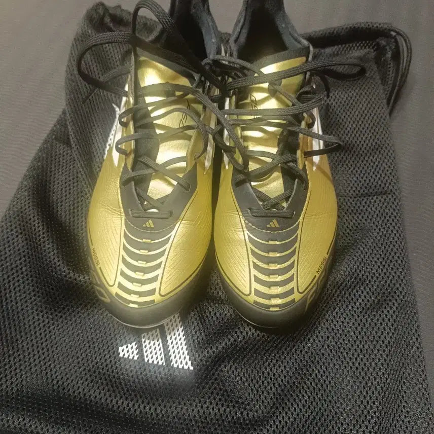 [BUNJANG] Adidas Messi Elite Soccer Cleats 250 / 아디다스 축구화 메시 엘리트 250