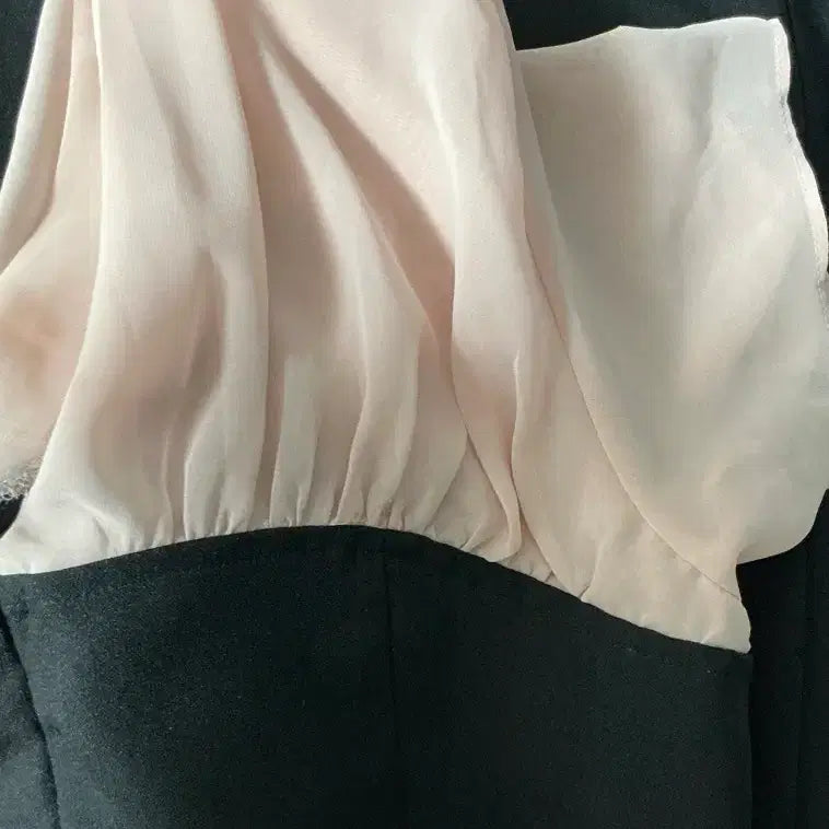 [BUNJANG] Dali Hotel V-Neck Chiffon One-Piece Dress - Size S / 달리호텔 원피스 S 티엘 브이넥 쉬폰 하객원피스