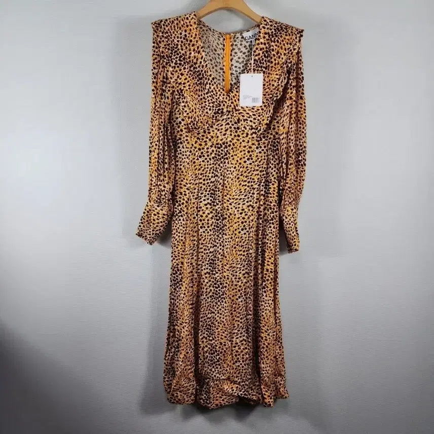 [BUNJANG] Ganni Leopard Print 100% Silk Summer Dress / 택달린새옷 간니 레오파드 견100% 여름 원피스 70만원대