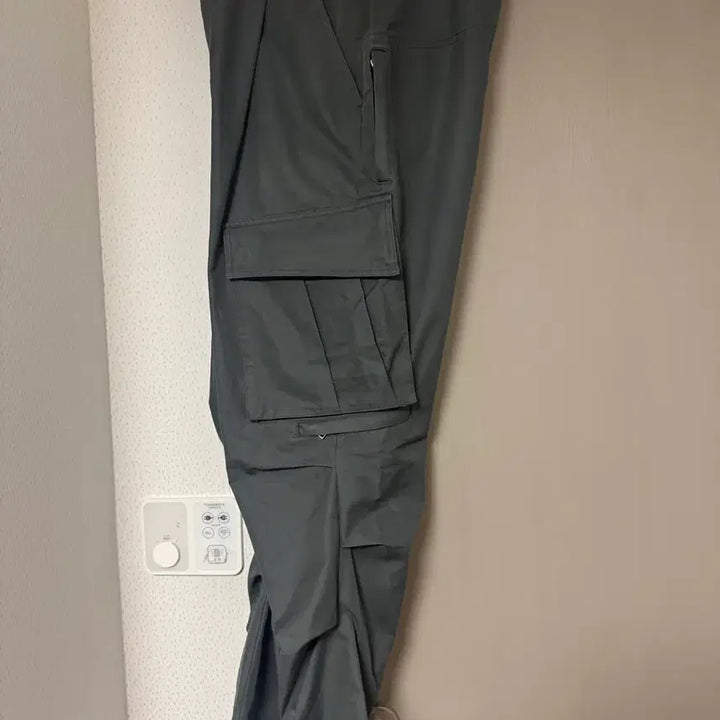 [BUNJANG] YIYAE Cargo Pants Charcoal M / [M] YIYAE 카고 팬츠 차콜