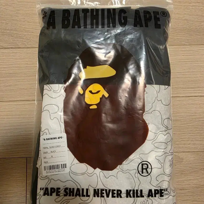 [BUNJANG] BAPE Short Sleeve T-Shirt XL Black White / 베이프 반팔 티셔츠  블랙x품절 화이트xl