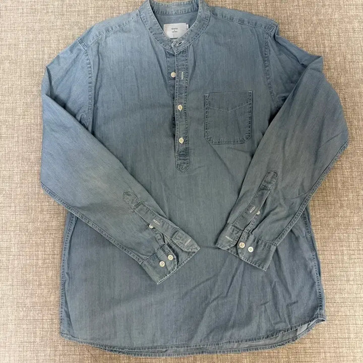 [BUNJANG] SERIES Henry Neck Denim Half Shirt Size 100 / 시리즈 헨리넥 데님 하프 셔츠 100사이즈 팝니다