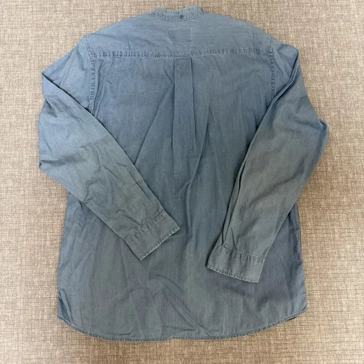 [BUNJANG] SERIES Henry Neck Denim Half Shirt Size 100 / 시리즈 헨리넥 데님 하프 셔츠 100사이즈 팝니다