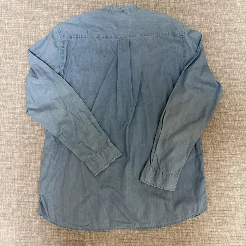 [BUNJANG] SERIES Henry Neck Denim Half Shirt Size 100 / 시리즈 헨리넥 데님 하프 셔츠 100사이즈 팝니다