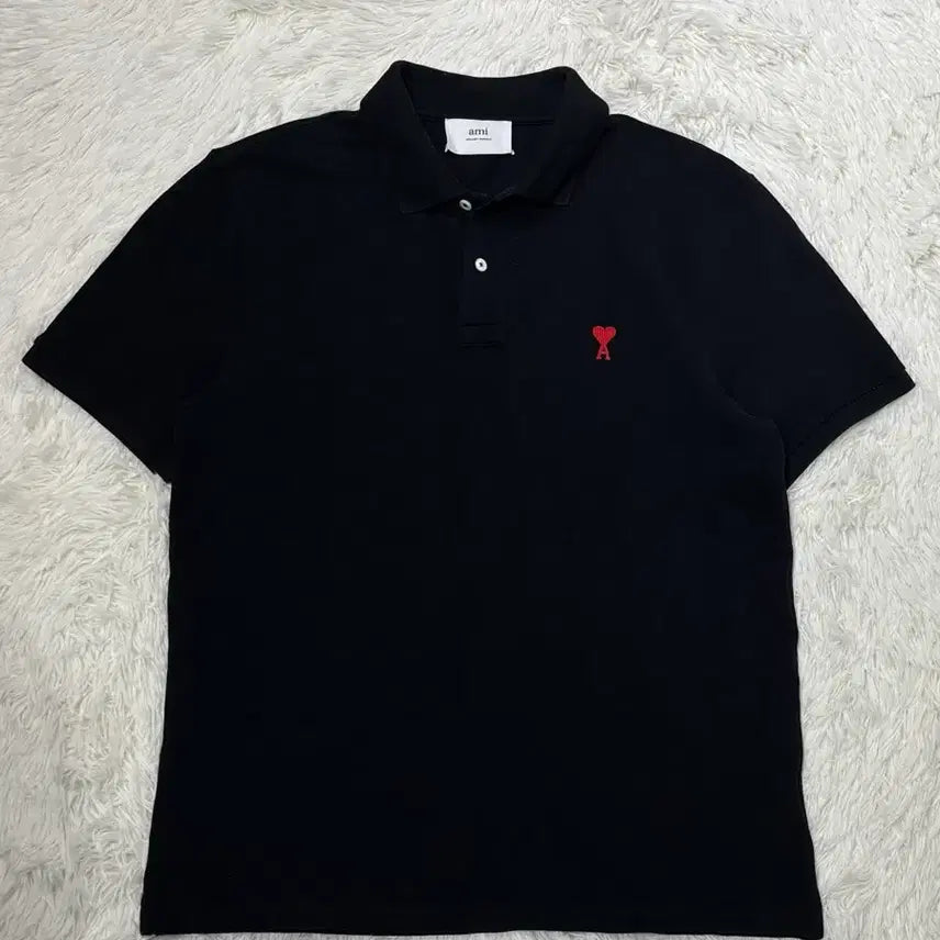 [SOLD OUT] 아미 스몰하트 반팔 카라티