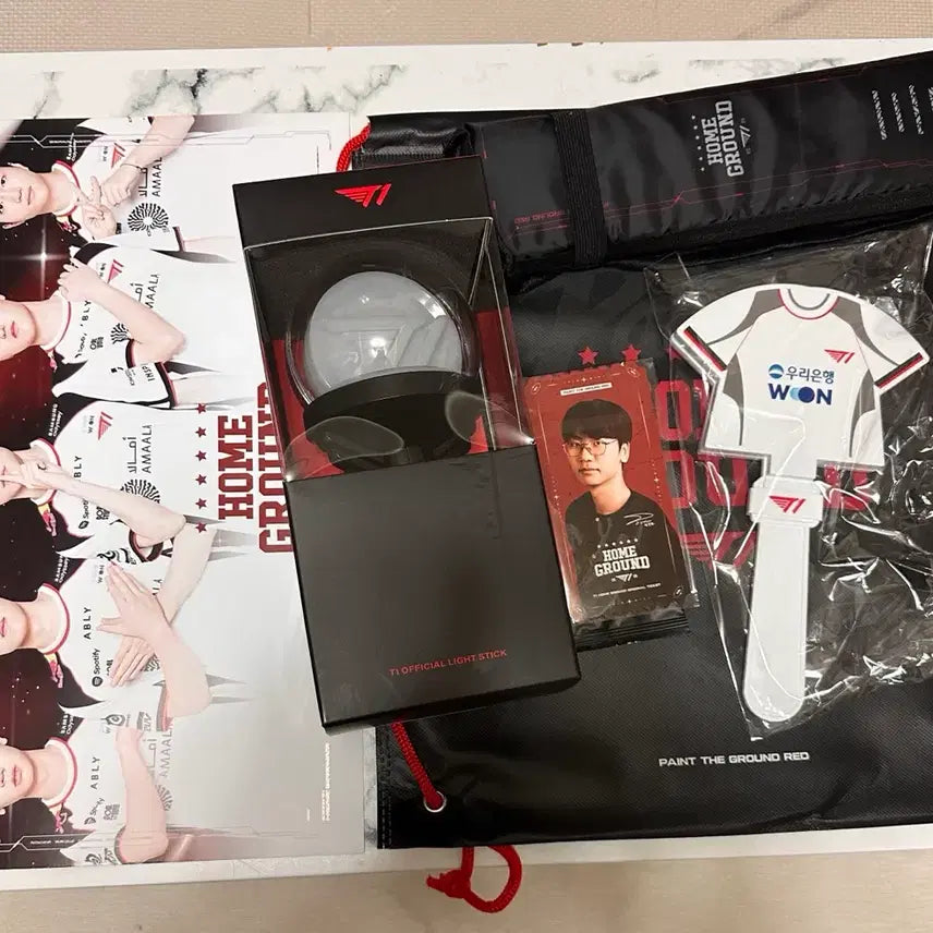 [BUNJANG] T1 Official Cheering Stick + Cheer Pool + 25th Home Ground Goods Set / T1 공식 응원봉 + 치어풀1장+25일 홈그굿즈 세트