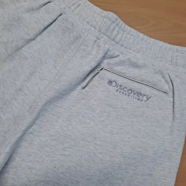 [BUNJANG] Discovery Jogger Pants (Size 31-33) / 디스커버리 조거팬츠 31~33