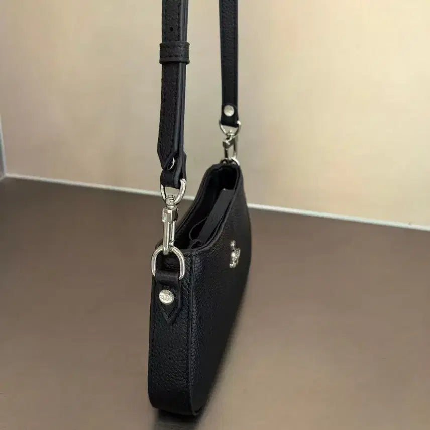 [BUNJANG] Vivienne Westwood Black Shoulder Bag with Silver Logo / 비비안웨스트우드 가방