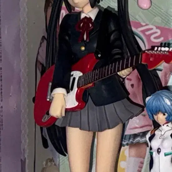 [BUNJANG] K-ON! Azusa Nakano School Uniform Figure / 케이온 아즈사 교복 기타 피규어