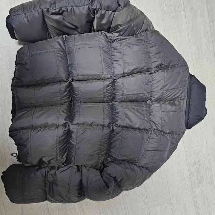 [BUNJANG] Polytru Patched Zipdown Puffer Padding / (2)폴리테루 패치드 집다운 푸퍼 패딩