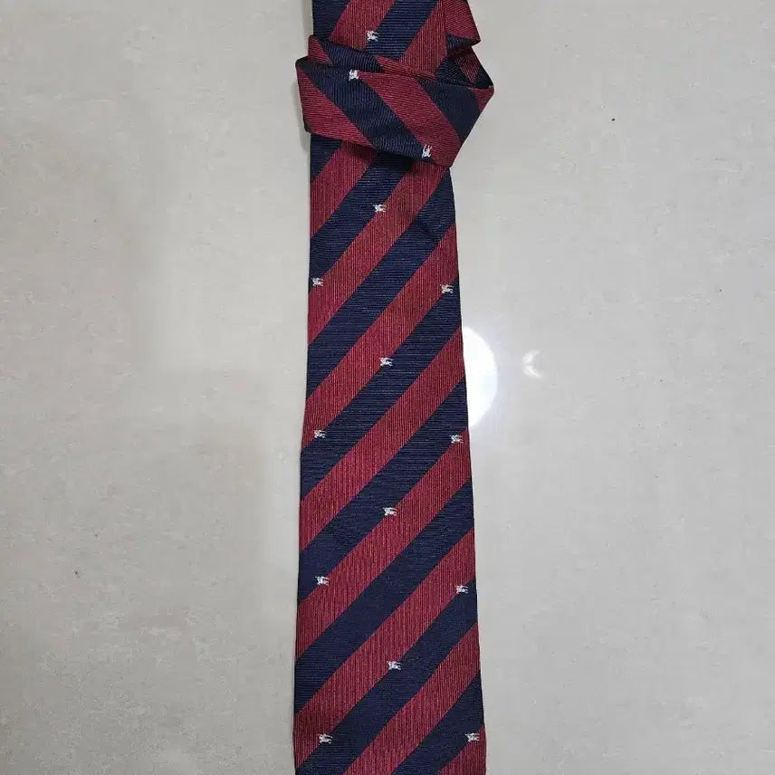 [BUNJANG] Burberry 100% Silk Necktie / 버버리 실크100 넥타이