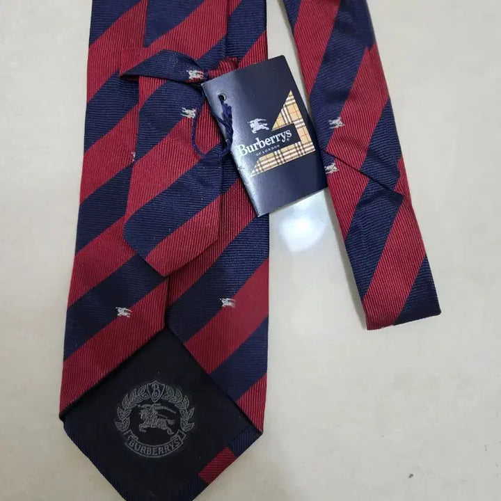 [BUNJANG] Burberry 100% Silk Necktie / 버버리 실크100 넥타이