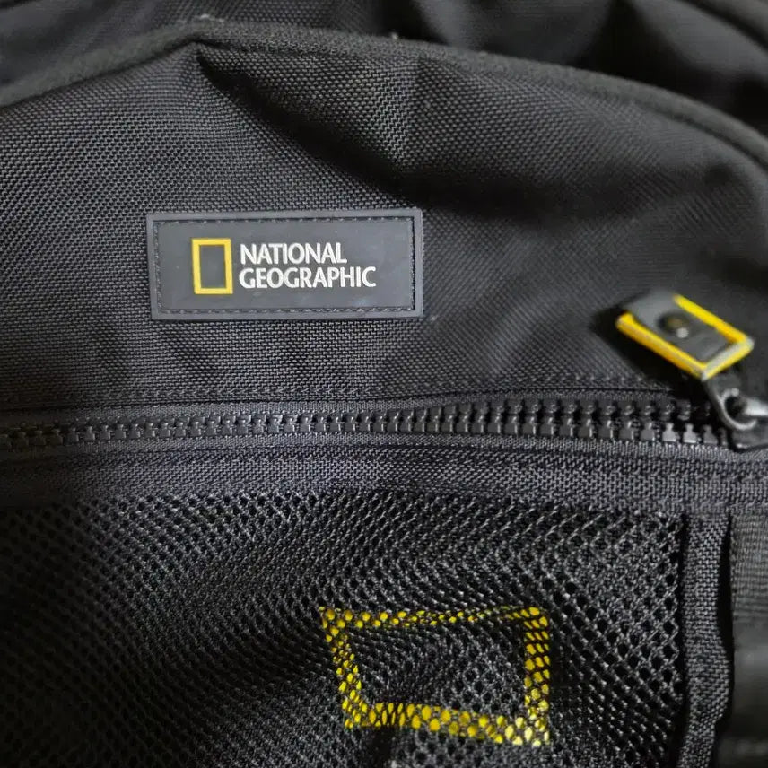 [BUNJANG] National Geographic Black Backpack Bag / 내셔널지오그래픽 검정 백팩 가방
