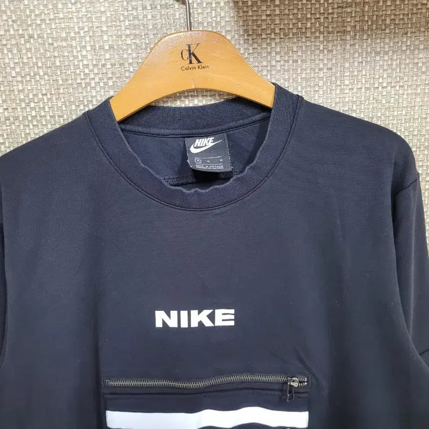 [BUNJANG] Nike Outdoor Sweatshirt Size M / M 100사이즈 나이키 아웃도어 맨투맨