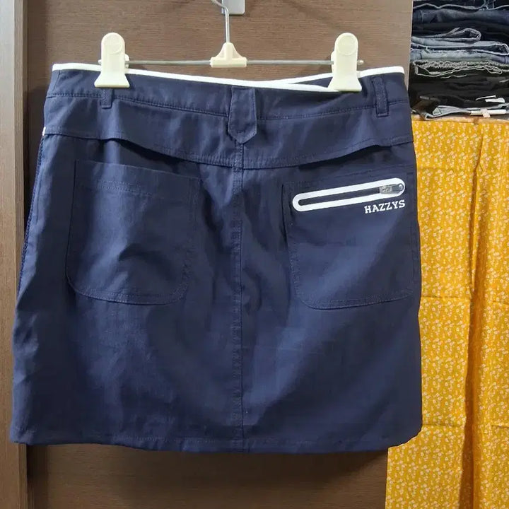 [BUNJANG] Hazzys Mesh Pocket Skirt (Size 27-28) / 헤지스 메쉬 포켓 스커트(27~28)