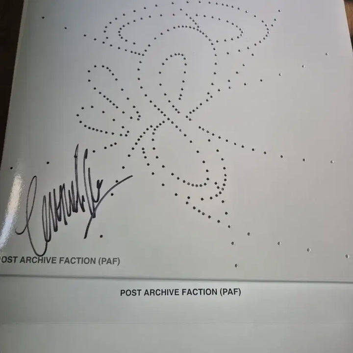 [BUNJANG] Central Cee Signed LP (Sign Version) / 센트럴씨 LP 싸인버전 판매