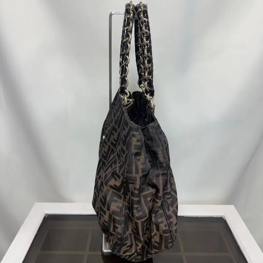 [BUNJANG] Fendi Zucca Chain Shoulder Bag / 정품 펜디 주카 체인 숄더백 가방