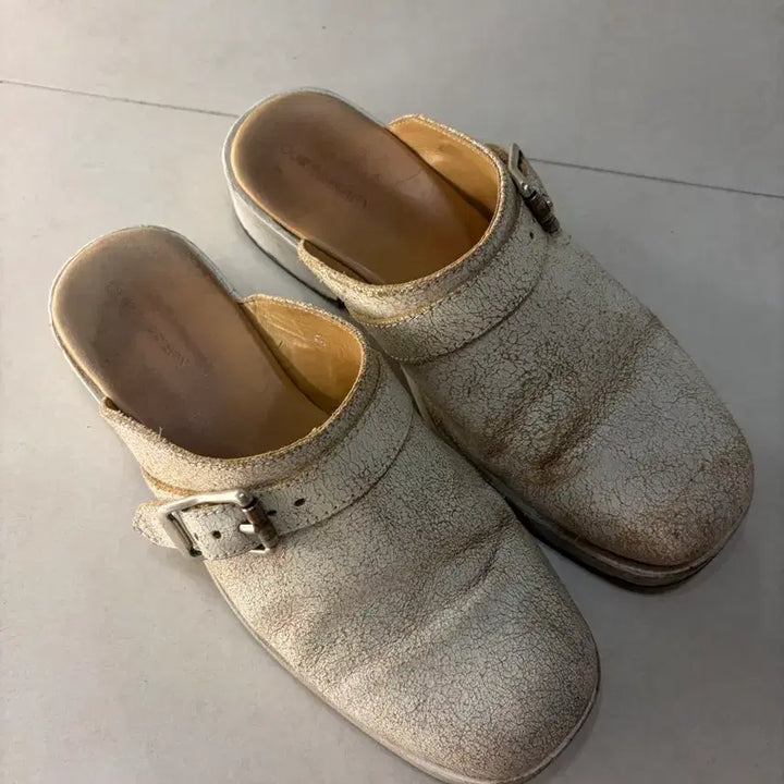 [BUNJANG] Our Legacy Camion Mule Cracked White / [270, 42] 아워레가시 카미온 뮬 크랙 화이트