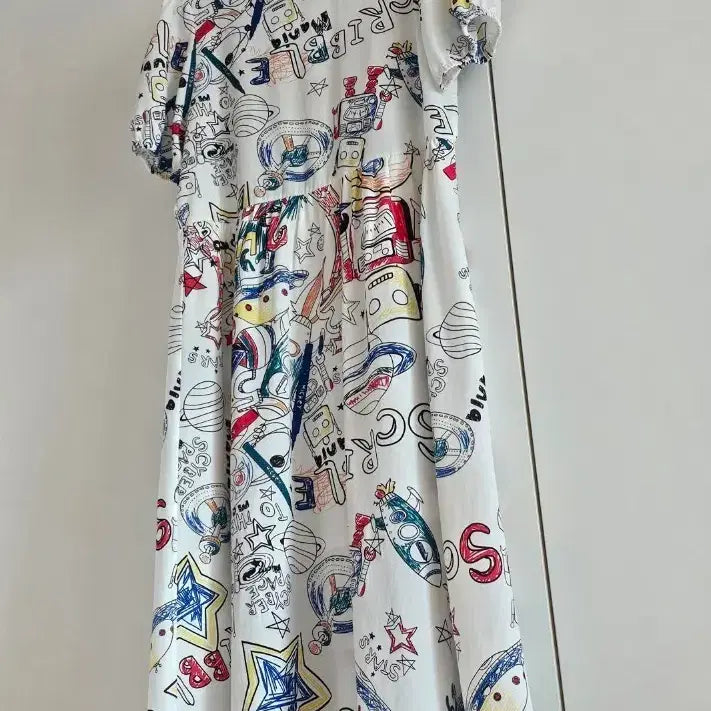 [BUNJANG] White Graffiti Pattern Short Sleeve Dress (Size 55-66) / 화이트 낙서 패턴 반팔 원피스 55~66