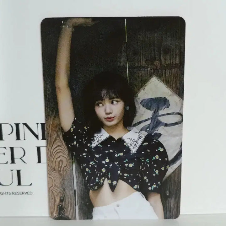 [BUNJANG] BLACKPINK Lisa Summer Diary 2020 Photocard + Postcard Set / 블랙핑크 리사 섬머다이어리 2020 포카+엽서